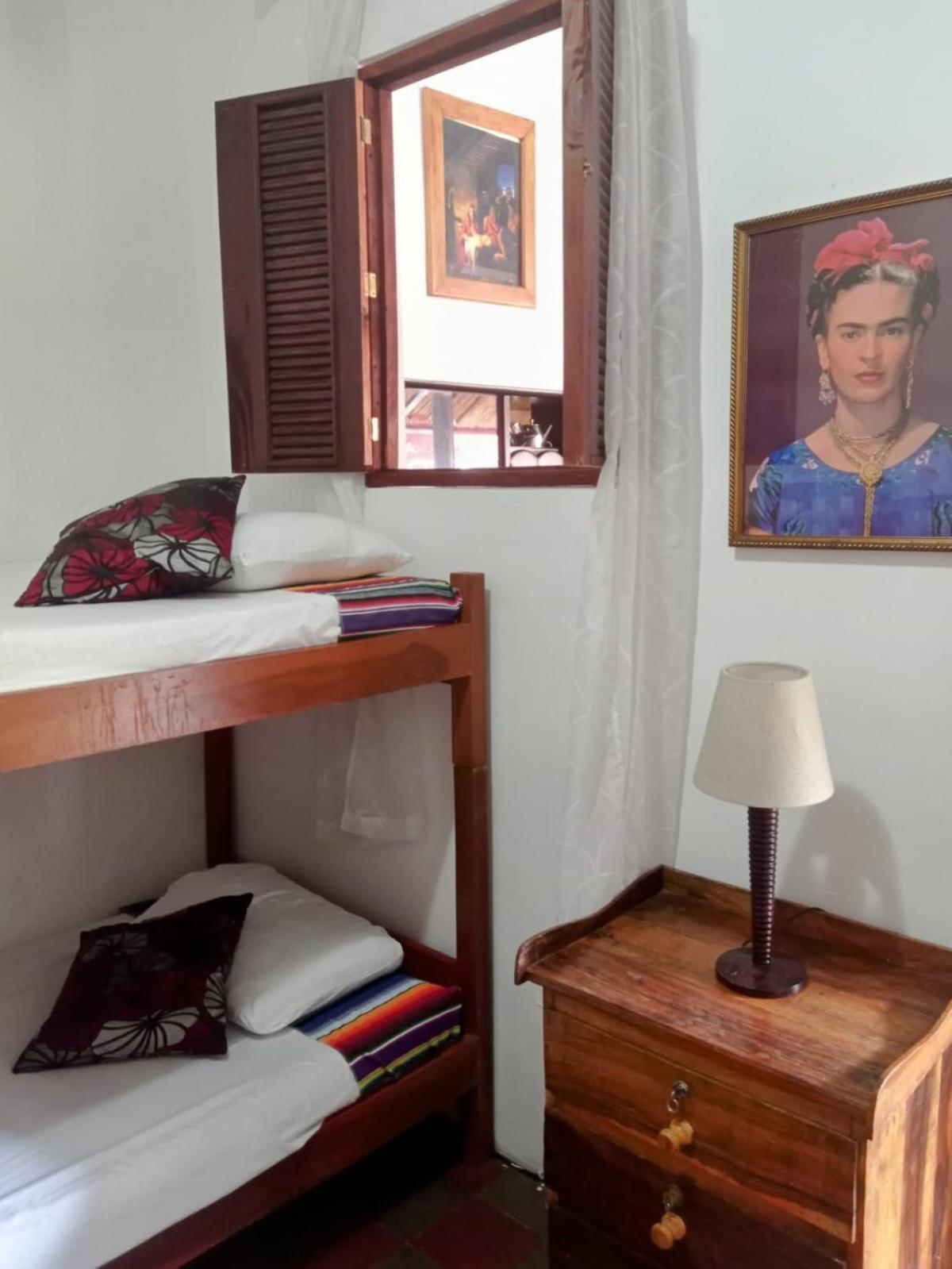 Casa Yoly Hostel Гранада Экстерьер фото
