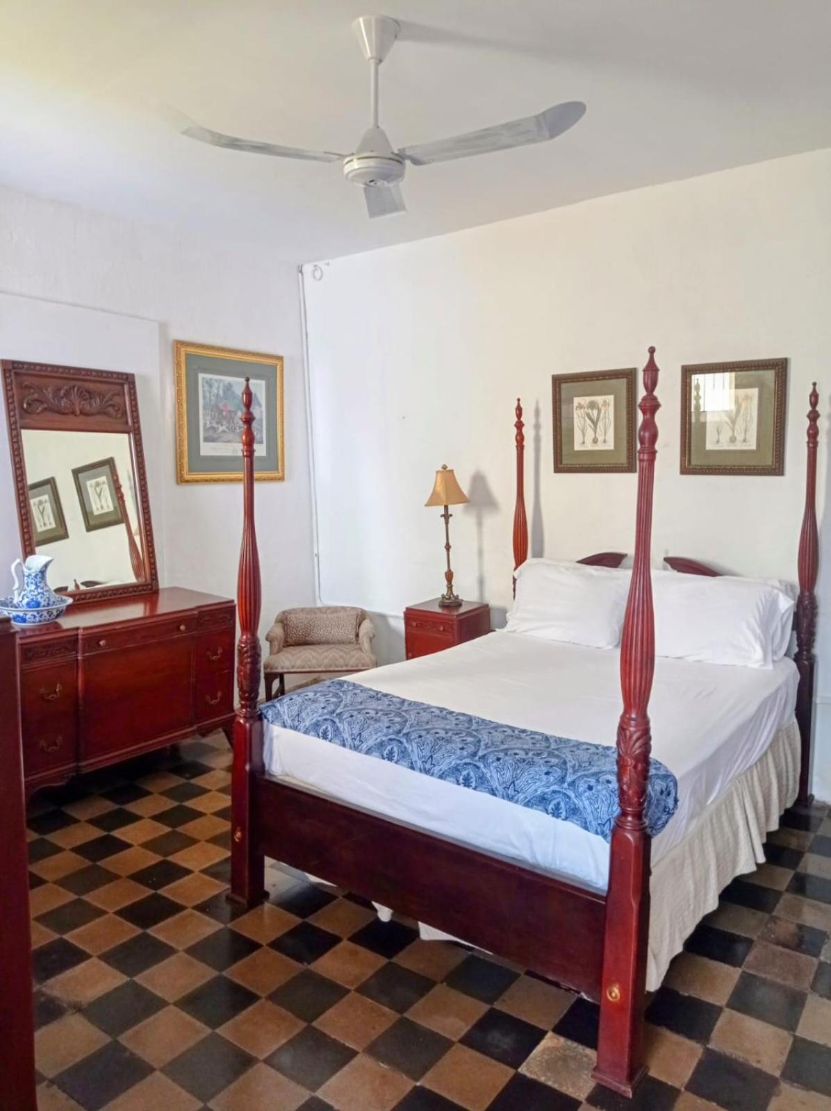 Casa Yoly Hostel Гранада Экстерьер фото