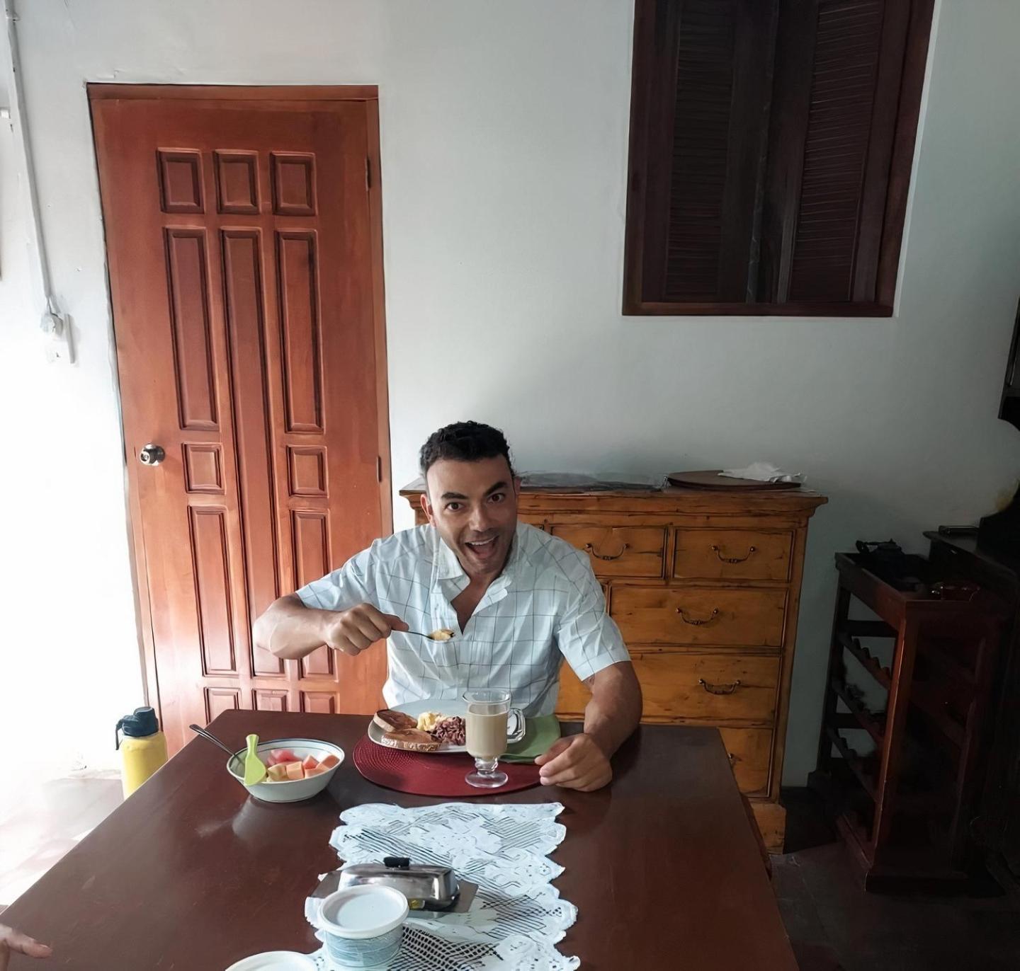 Casa Yoly Hostel Гранада Экстерьер фото