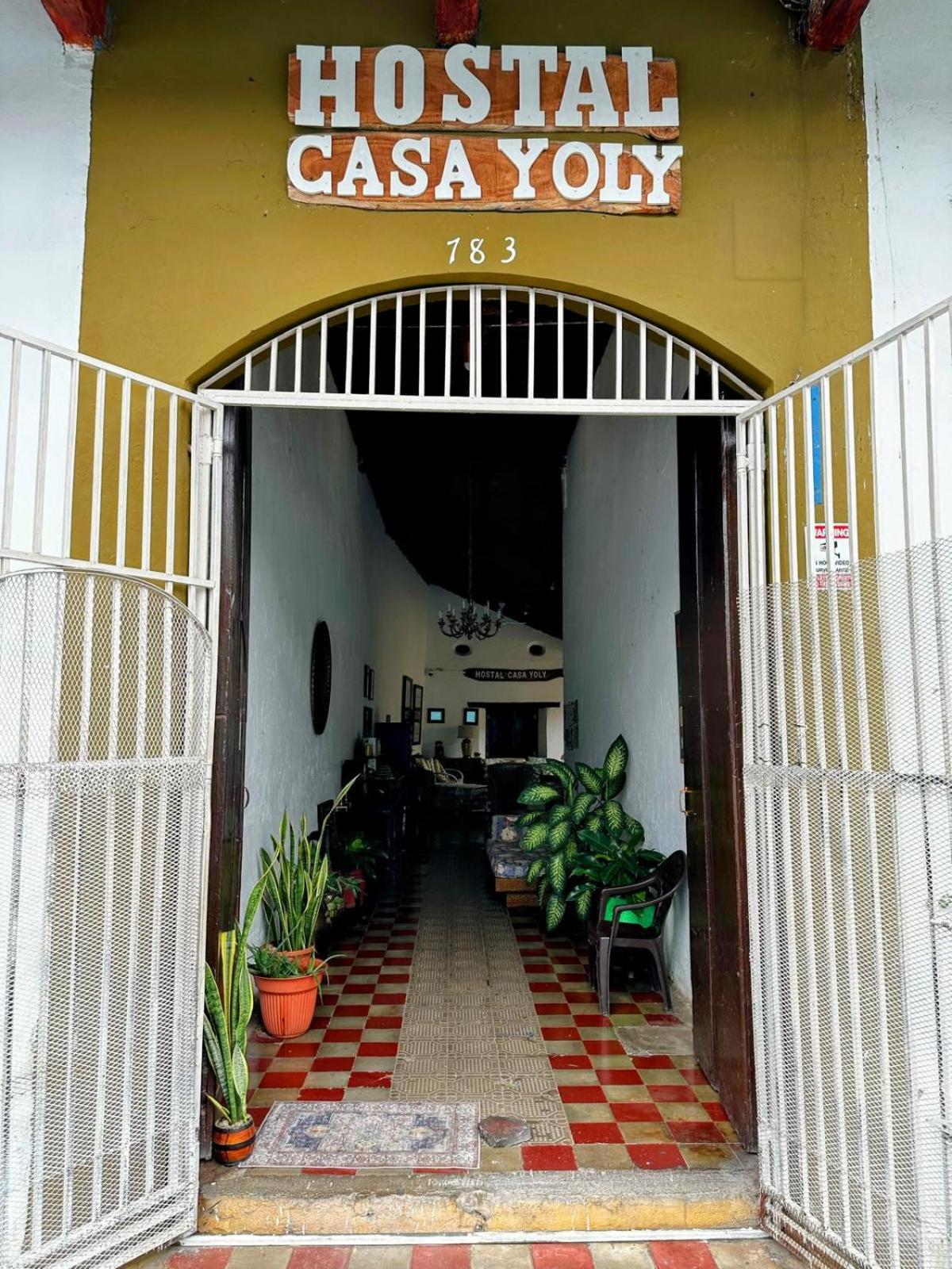 Casa Yoly Hostel Гранада Экстерьер фото
